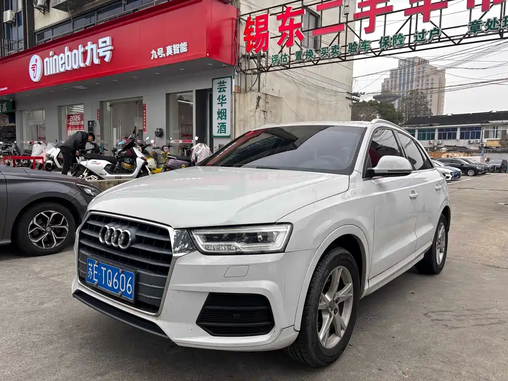 Audi Q3 2018 — фото 1