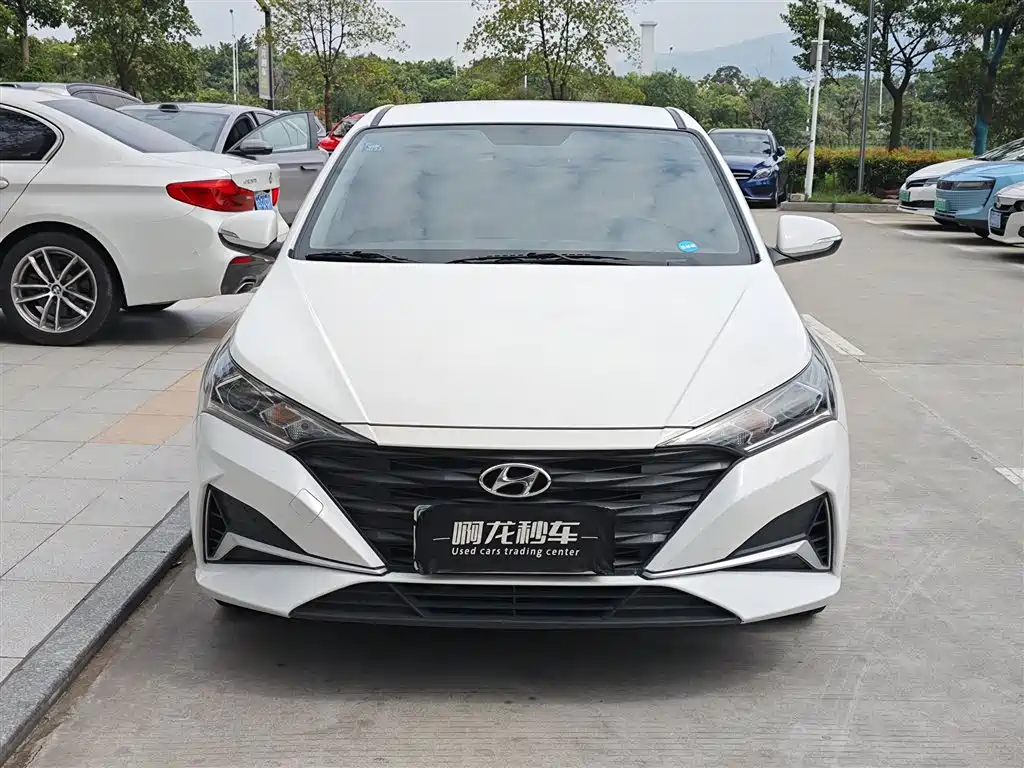 Hyundai Verna 2020 — фото 2