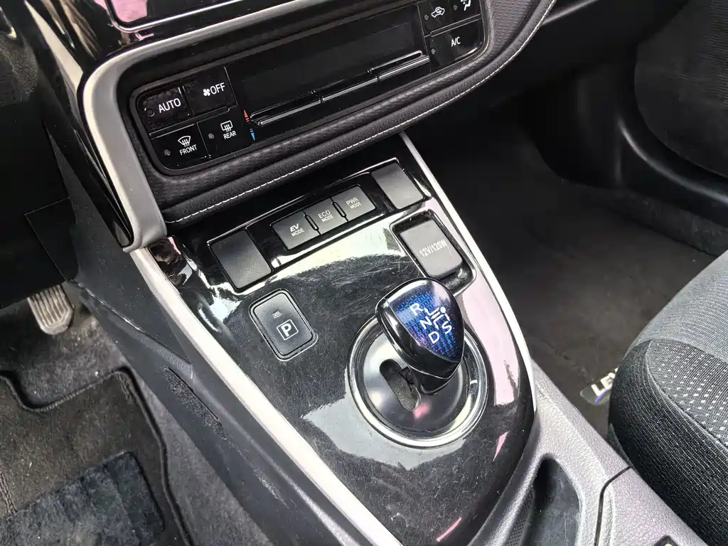 Toyota Levin 2018 — фото 18