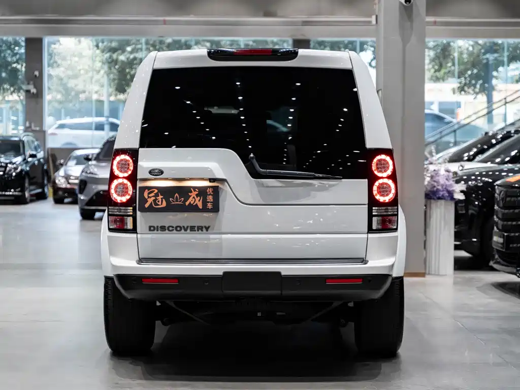 Land Rover Discovery 2016 — фото 6