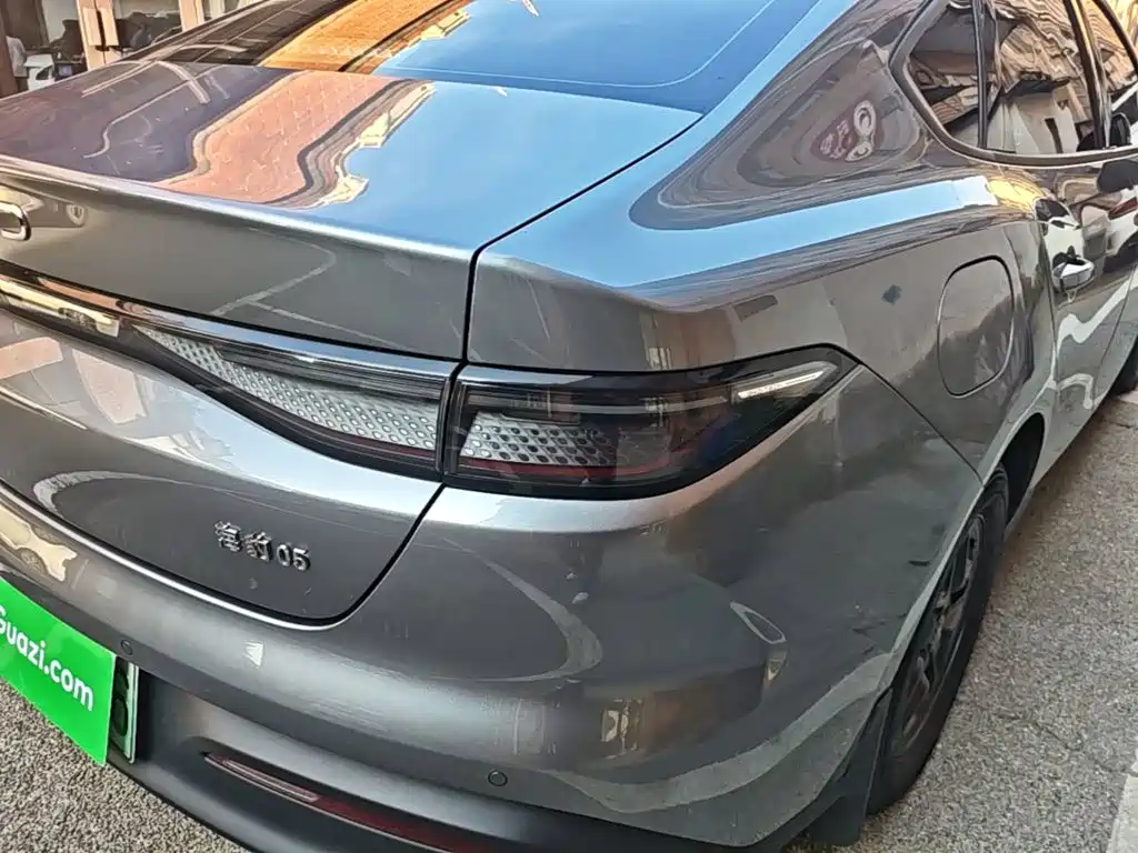 BYD Seal 05 DM-i 2025 — фото 8