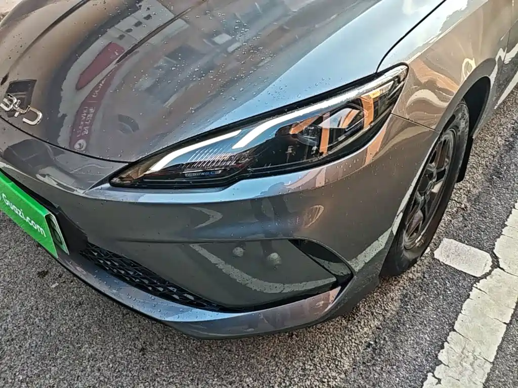 BYD Seal 05 DM-i 2025 — фото 24
