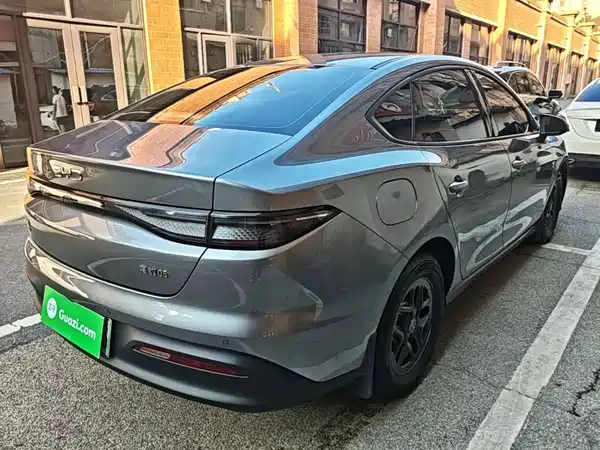 BYD Seal 05 DM-i 2025