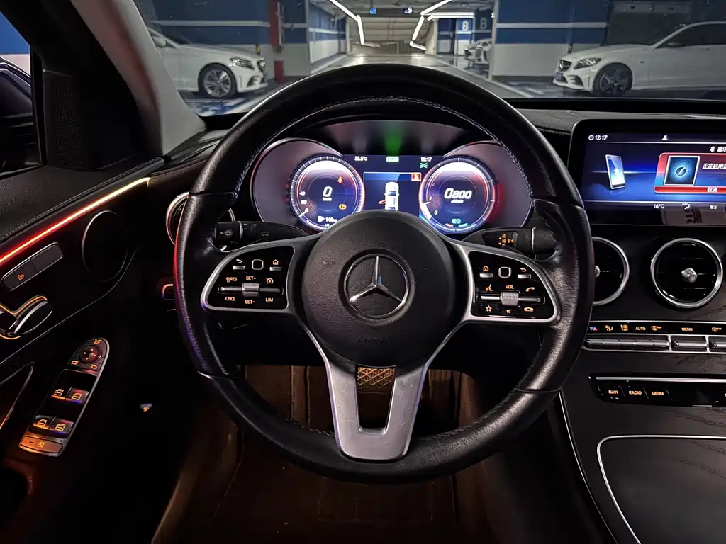 Mercedes-Benz C-Class 2019 — фото 10