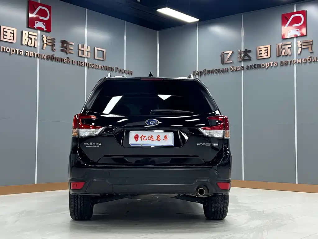 Subaru Forester 2020 — фото 4