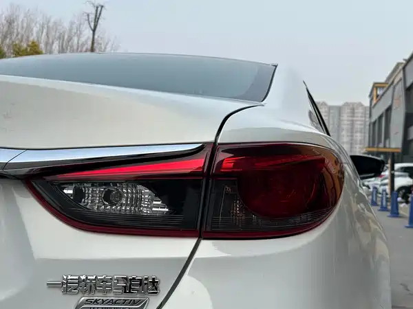 Mazda Atenza 2017