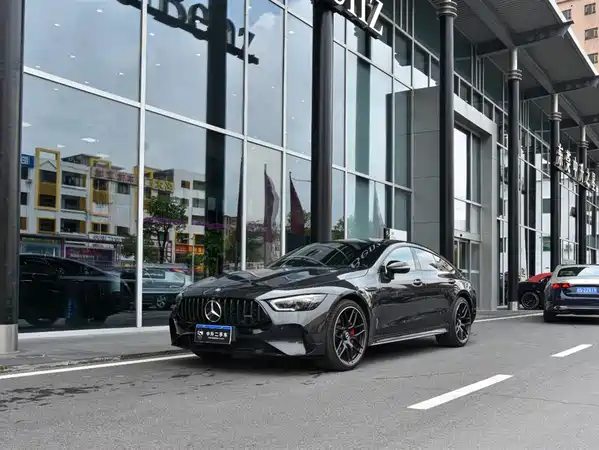 Mercedes-Benz AMG GT 2025
