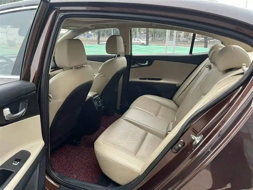Kia K4 2015