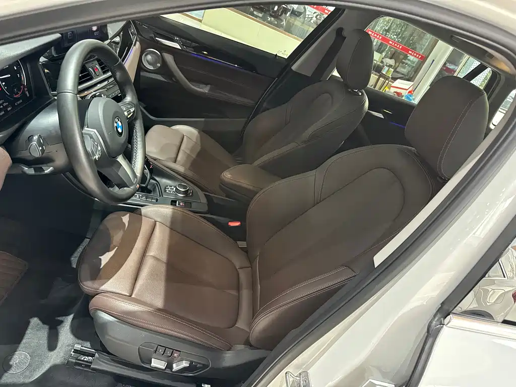 BMW X1 2022 — фото 12