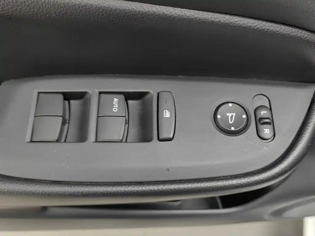Honda Fit 2023 — фото 9