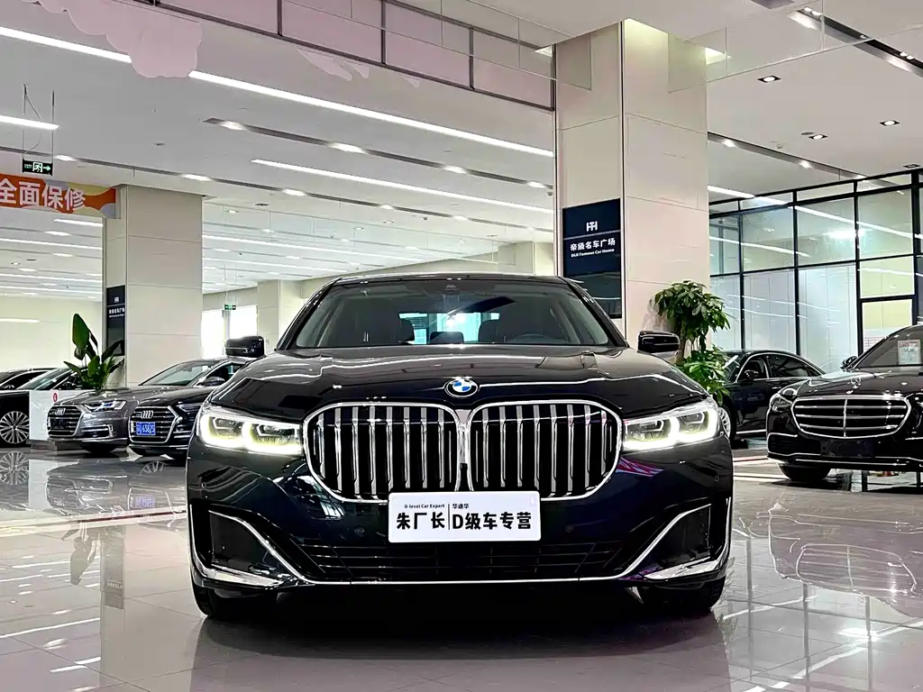 BMW 7 Series 2020 — фото 2