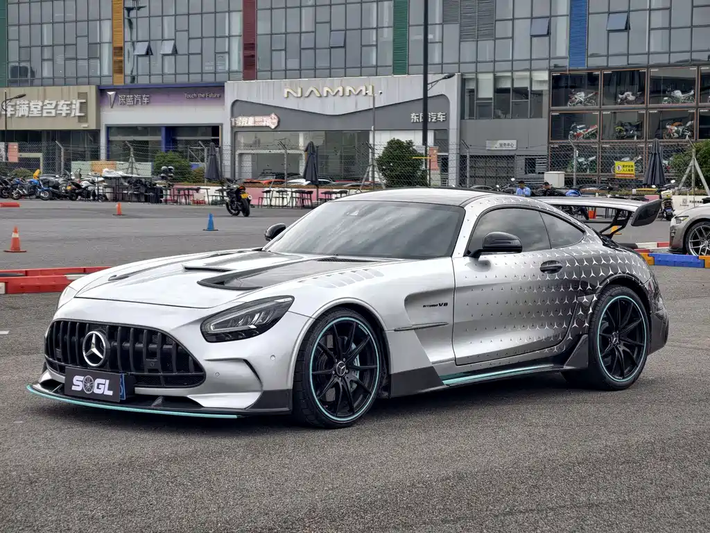 Mercedes-Benz AMG GT 2022 — фото 1