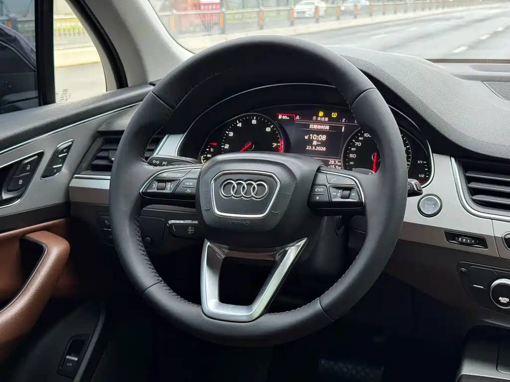 Audi Q7 2017 — фото 4