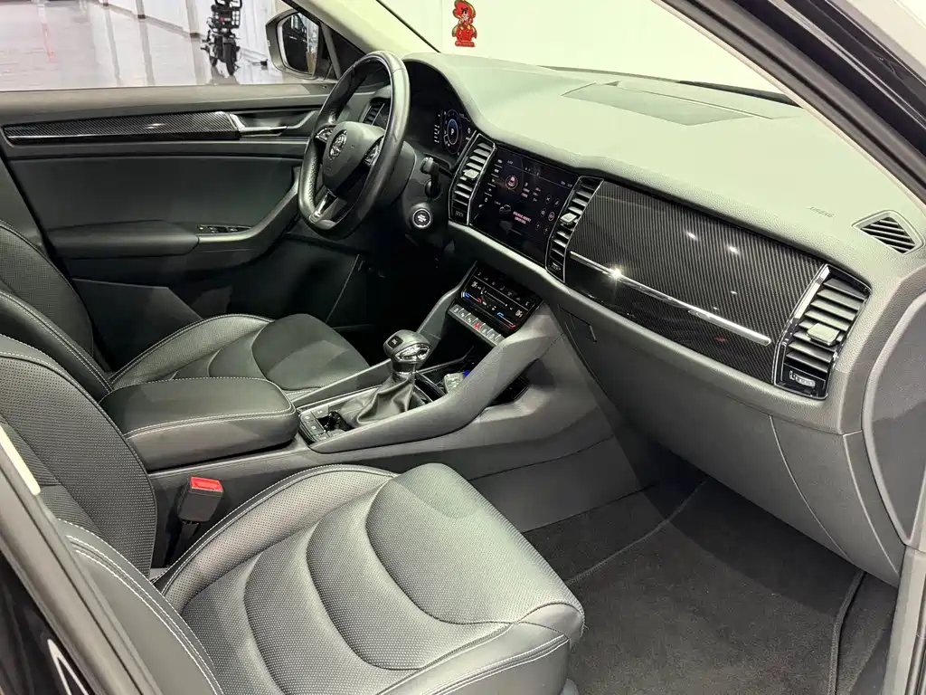 Skoda Kodiaq GT 2021 — фото 15