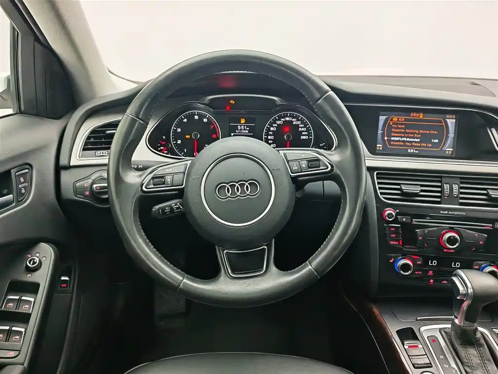 Audi A4L 2016 — фото 11