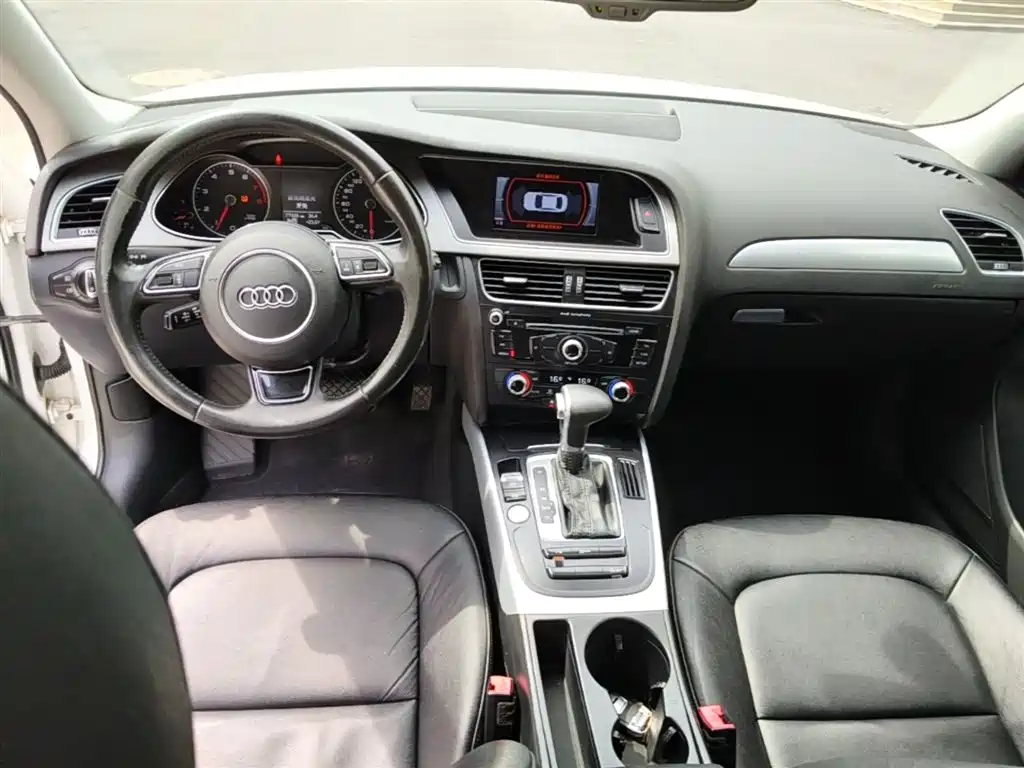 Audi A4L 2016 — фото 10