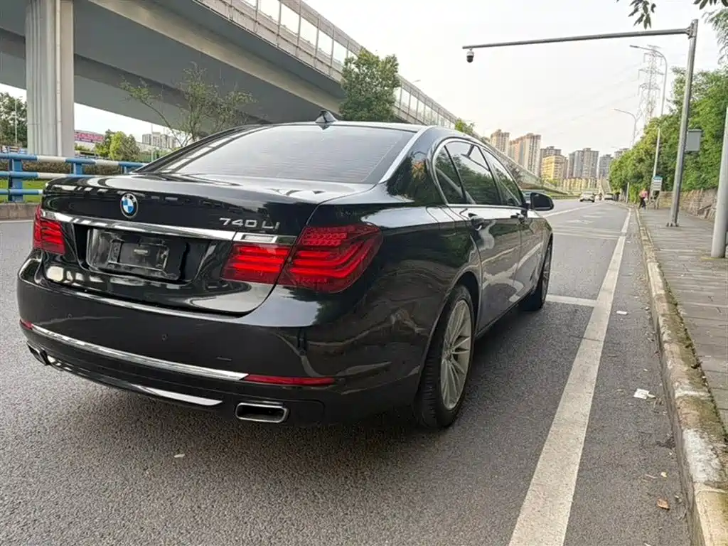 BMW 7 Series 2014 — фото 4