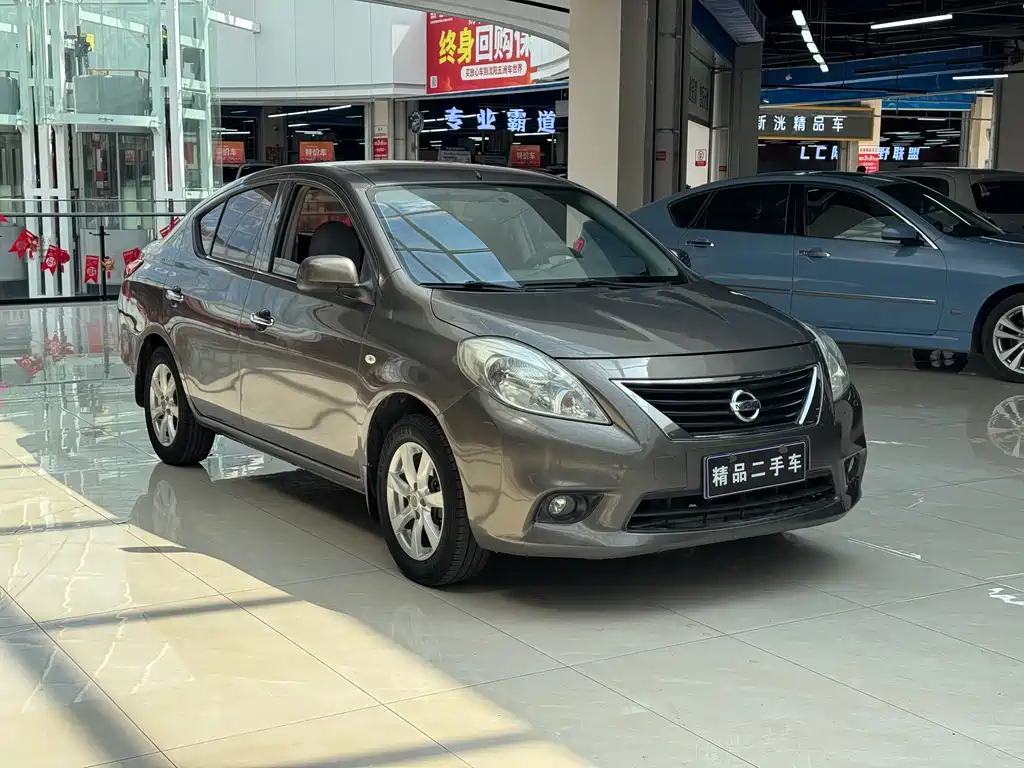 Nissan Sunny 2012 — фото 3