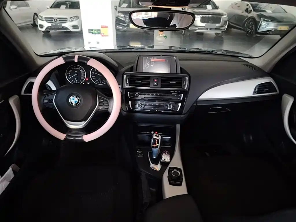 BMW 1 Series 2015 — фото 10