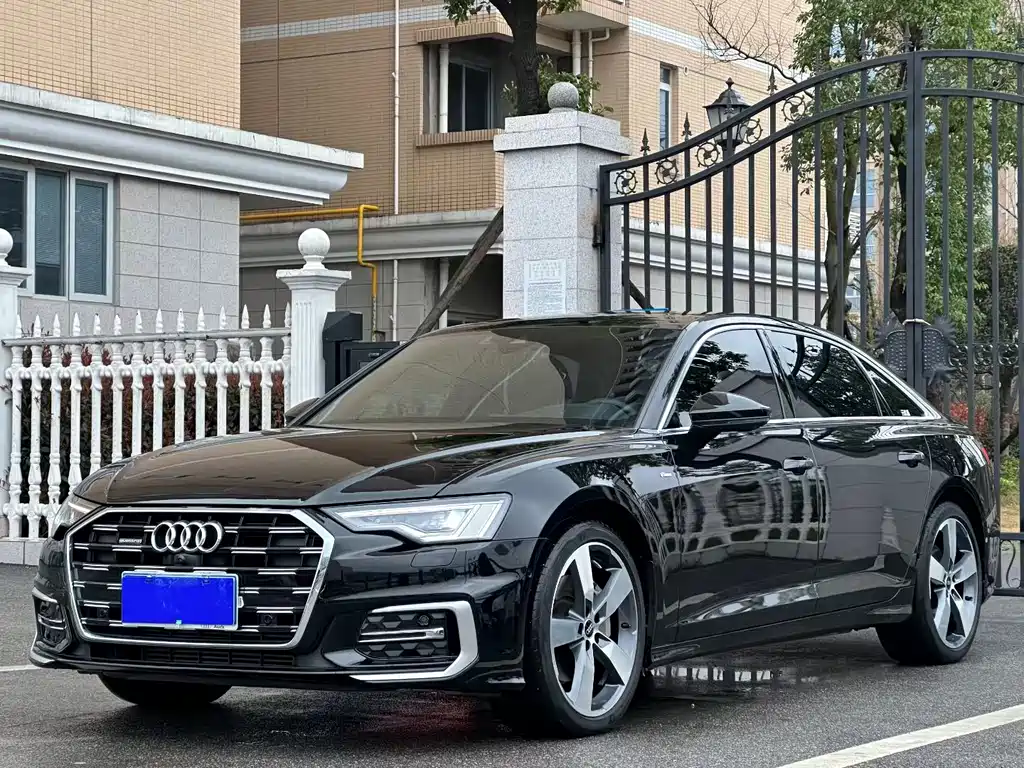 Audi A6L 2023 — фото 1
