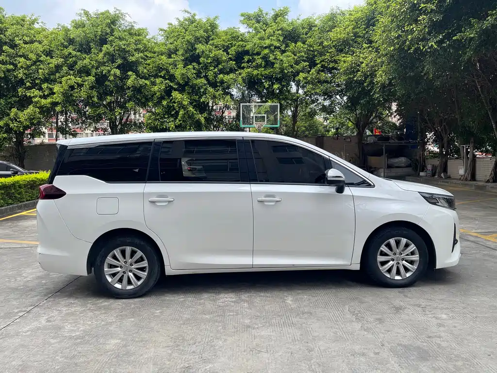 GAC Motor Trumpchi M6 2021 — фото 8