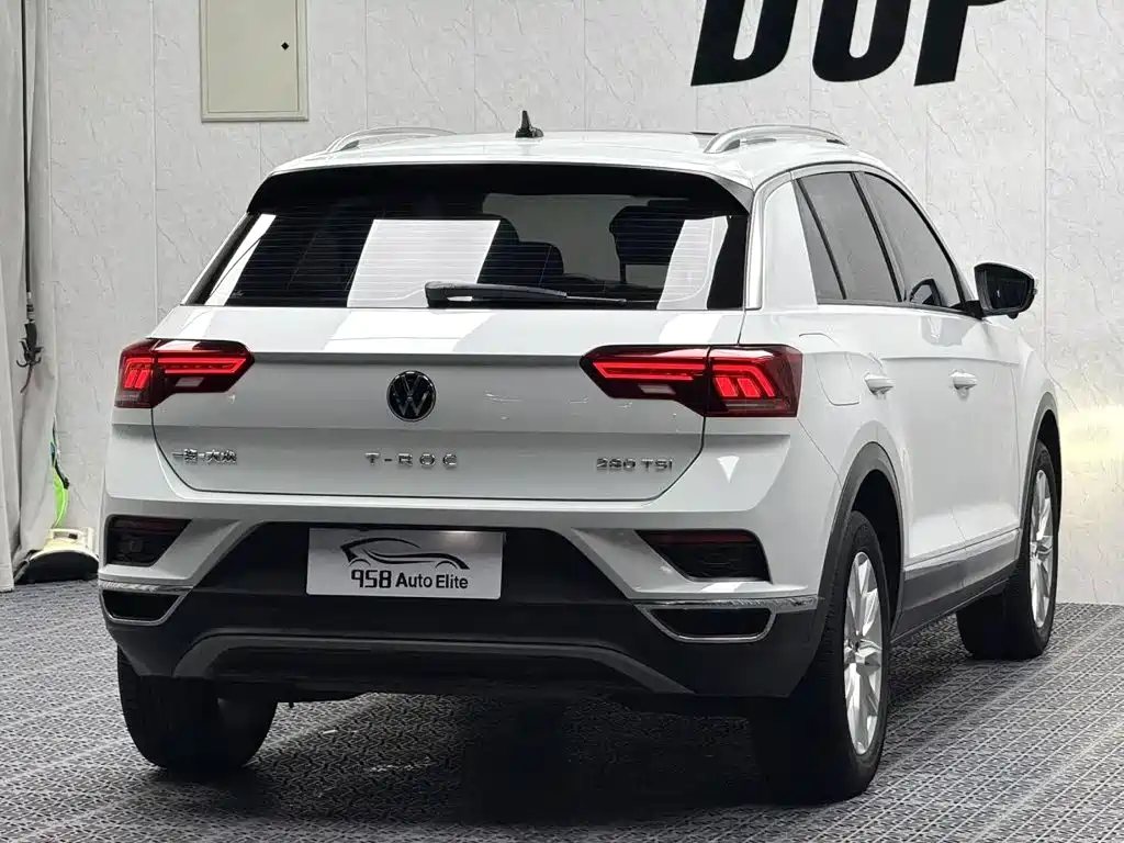 Volkswagen T-Roc 2022 — фото 13