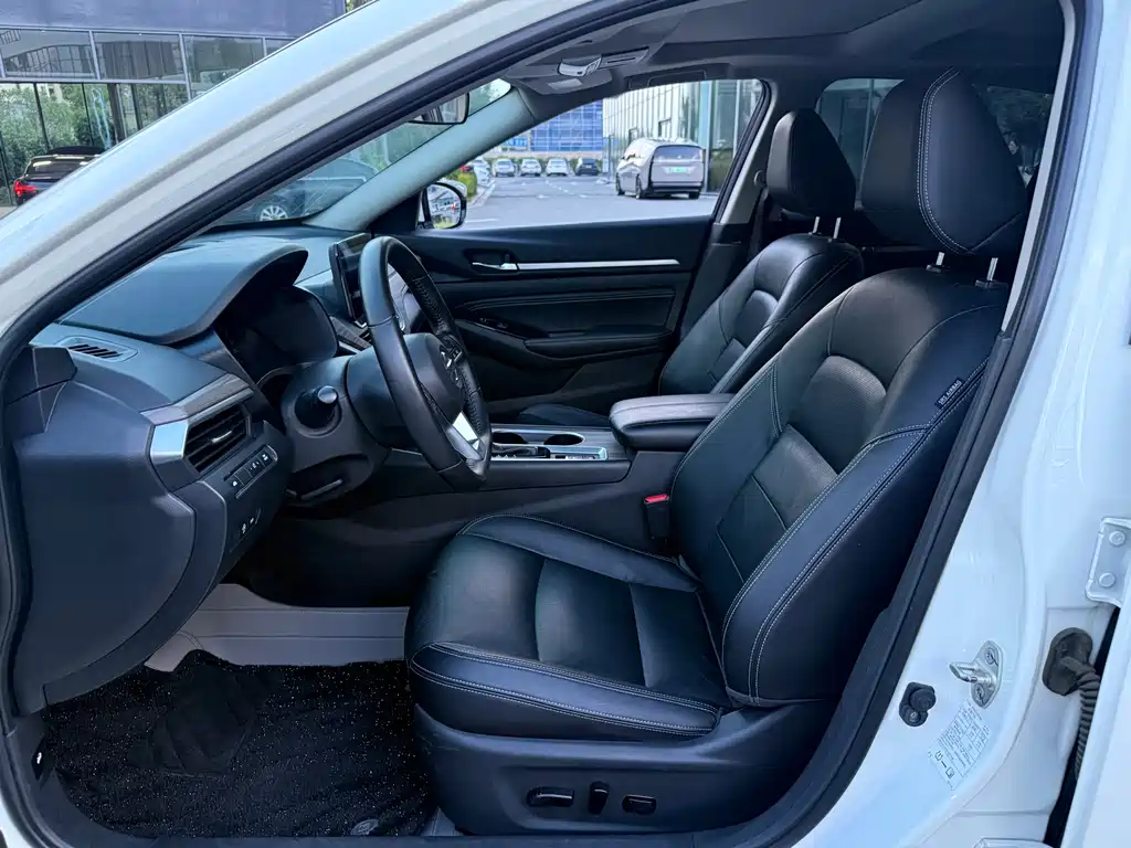 Nissan Teana 2021