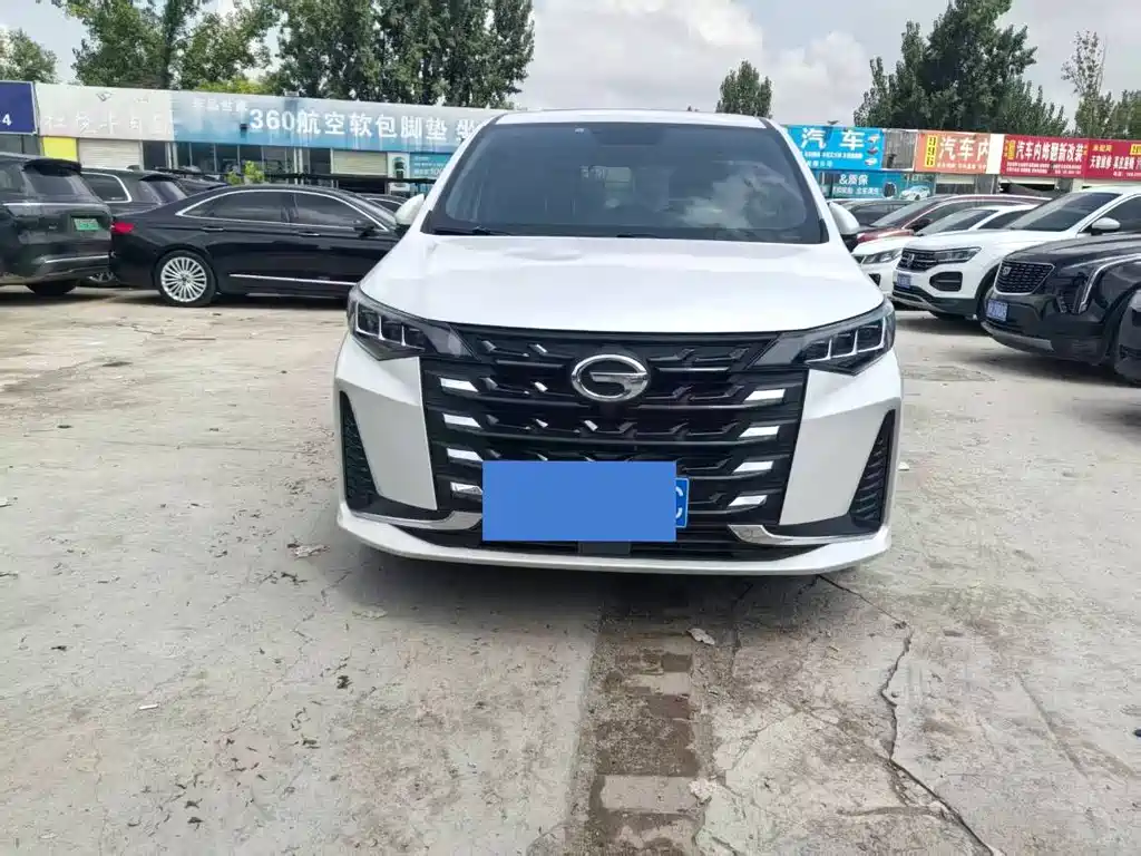 GAC Trumpchi M6 2022 — фото 2
