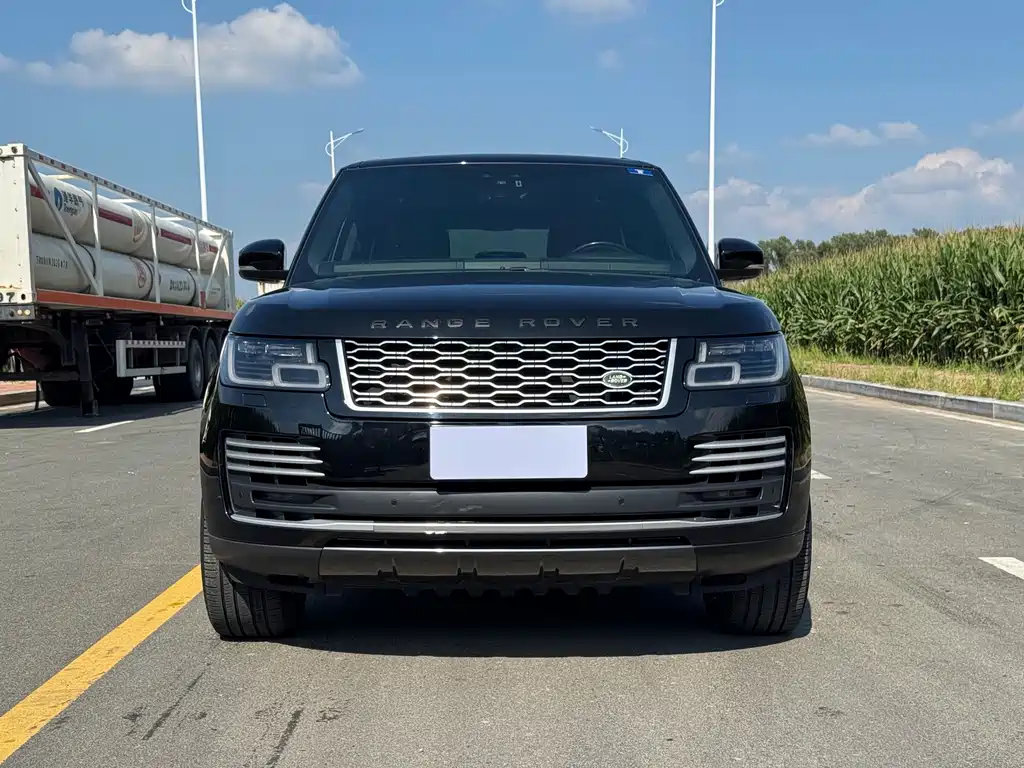 Land Rover Range Rover 2018 — фото 2