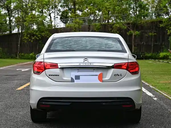 Citroën C4L 2014