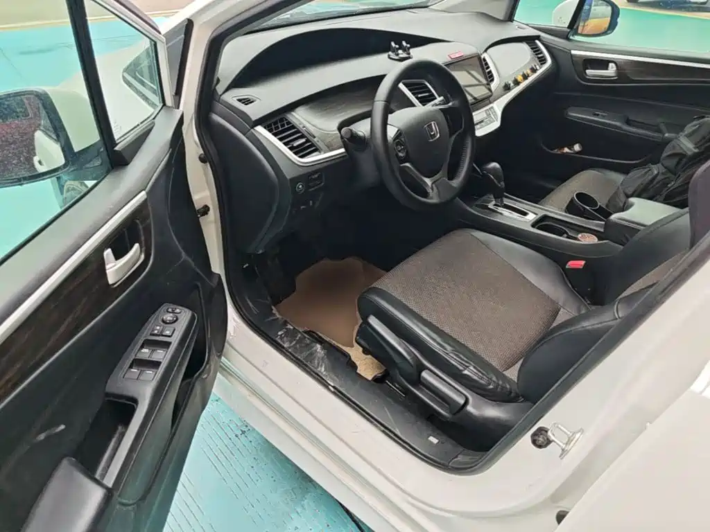 Honda Jade 2018 — фото 16