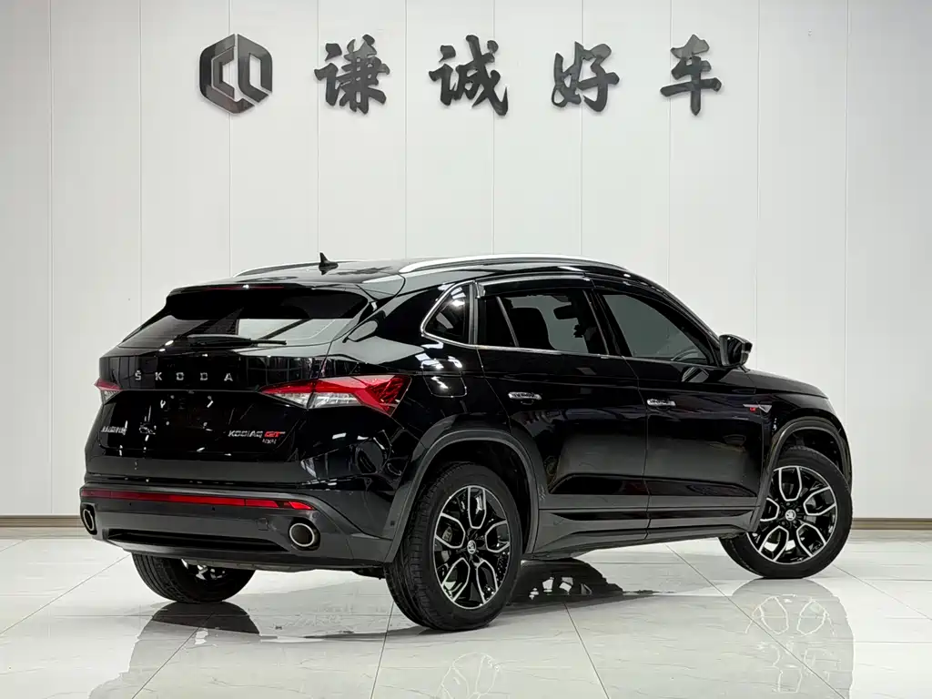 Skoda Kodiaq GT 2021 — фото 5