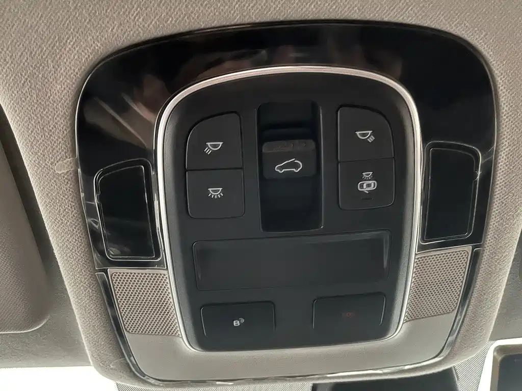 Hyundai Tucson 2023 — фото 18