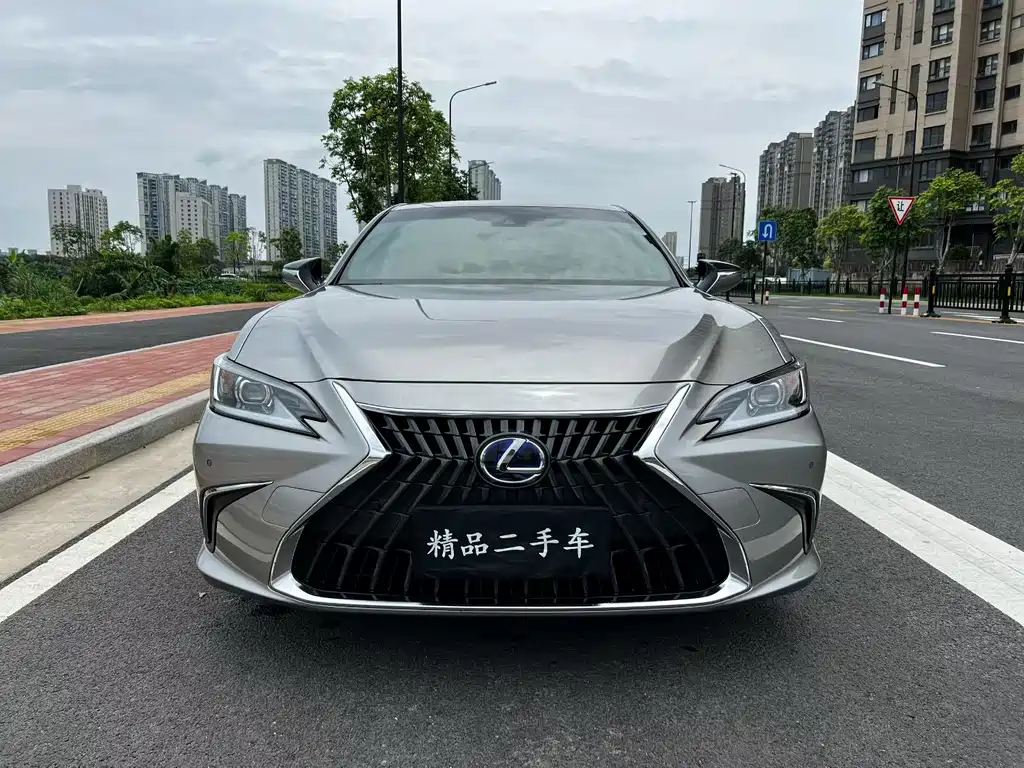 Lexus ES 2022 — фото 2
