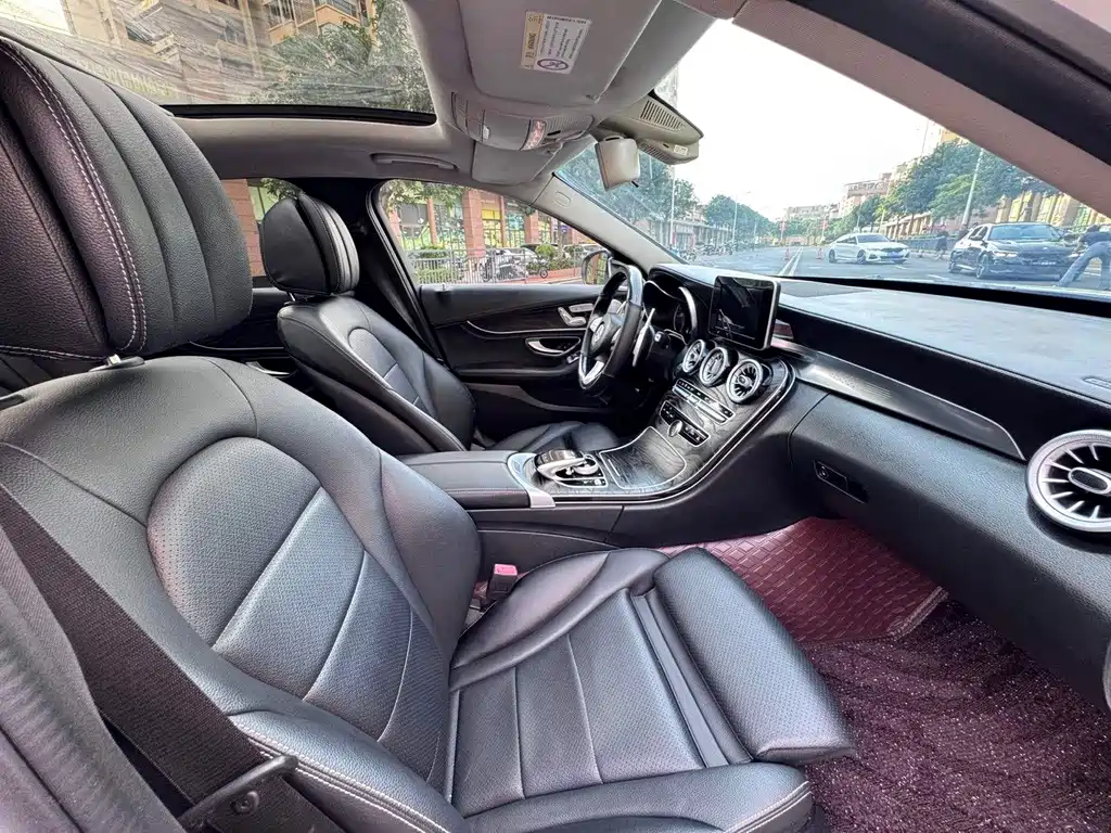 Mercedes-Benz C-Class 2017 — фото 19
