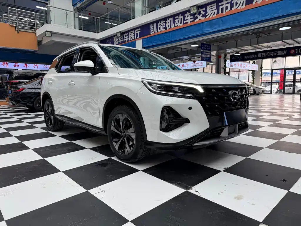 GAC Motor Trumpchi GS4 2022 — фото 3