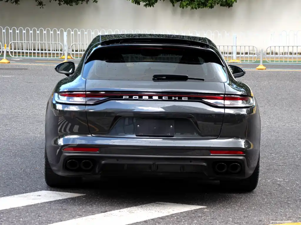 Porsche Panamera 2021 — фото 19