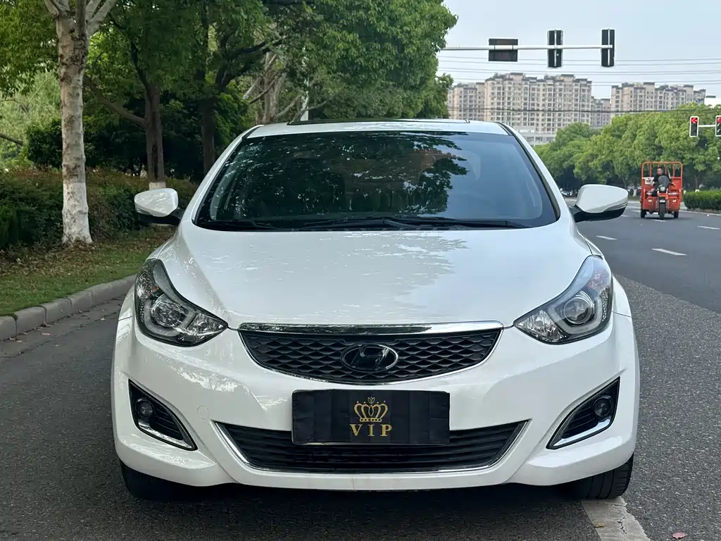 Hyundai Elantra Langdong 2018 — фото 2