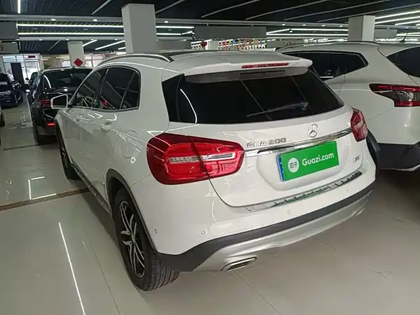 Mercedes-Benz GLA 2016