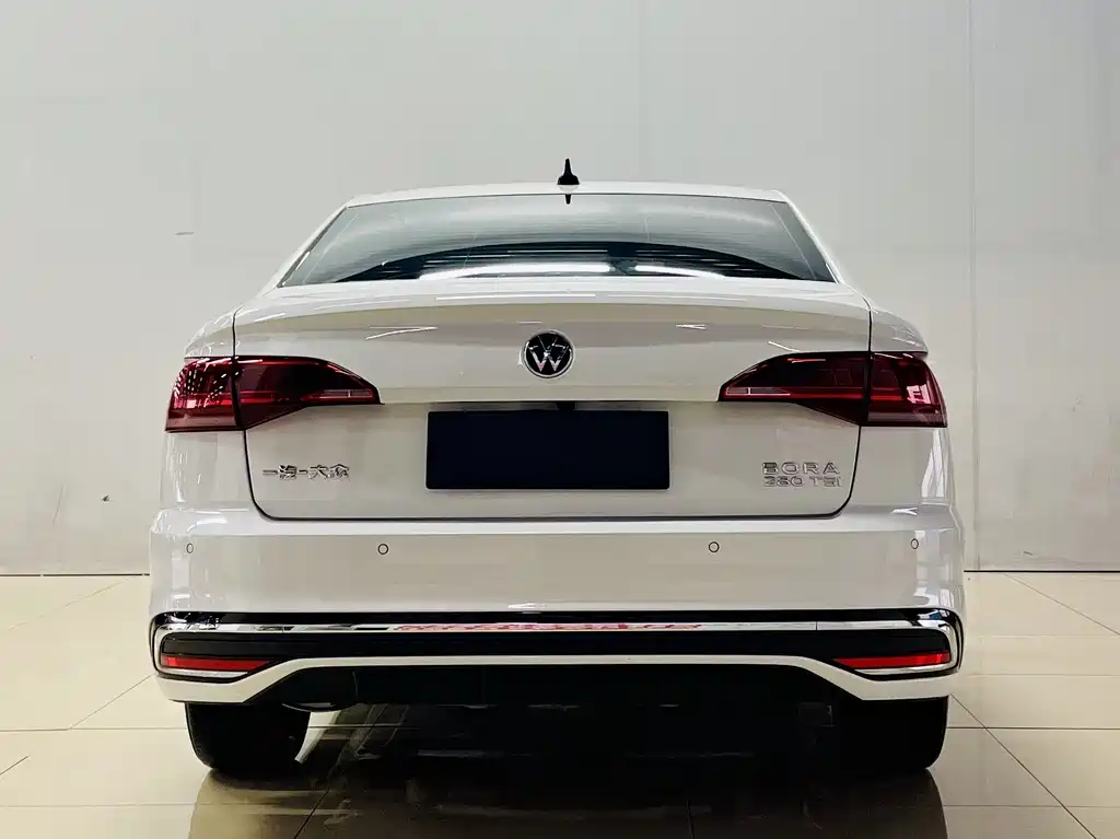 Volkswagen Bora 2023