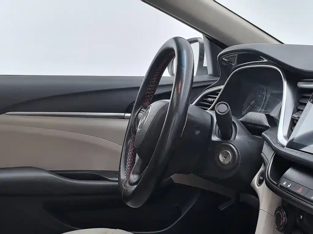 Buick Excelle GT 2017 — фото 22