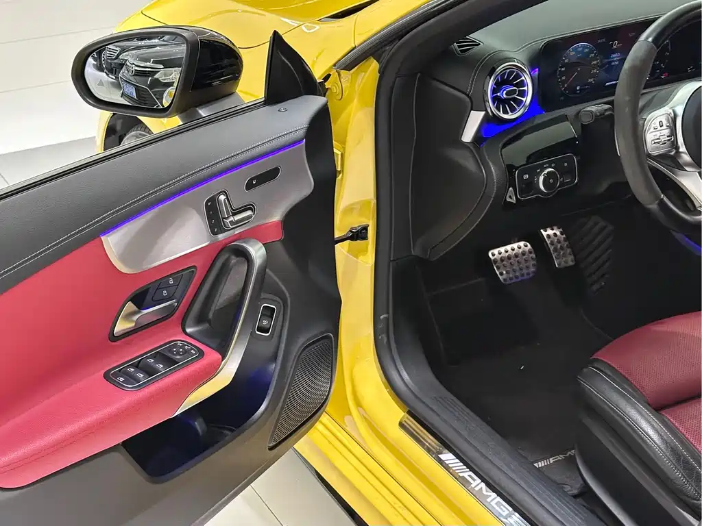 Mercedes-Benz CLA AMG 2021 — фото 15