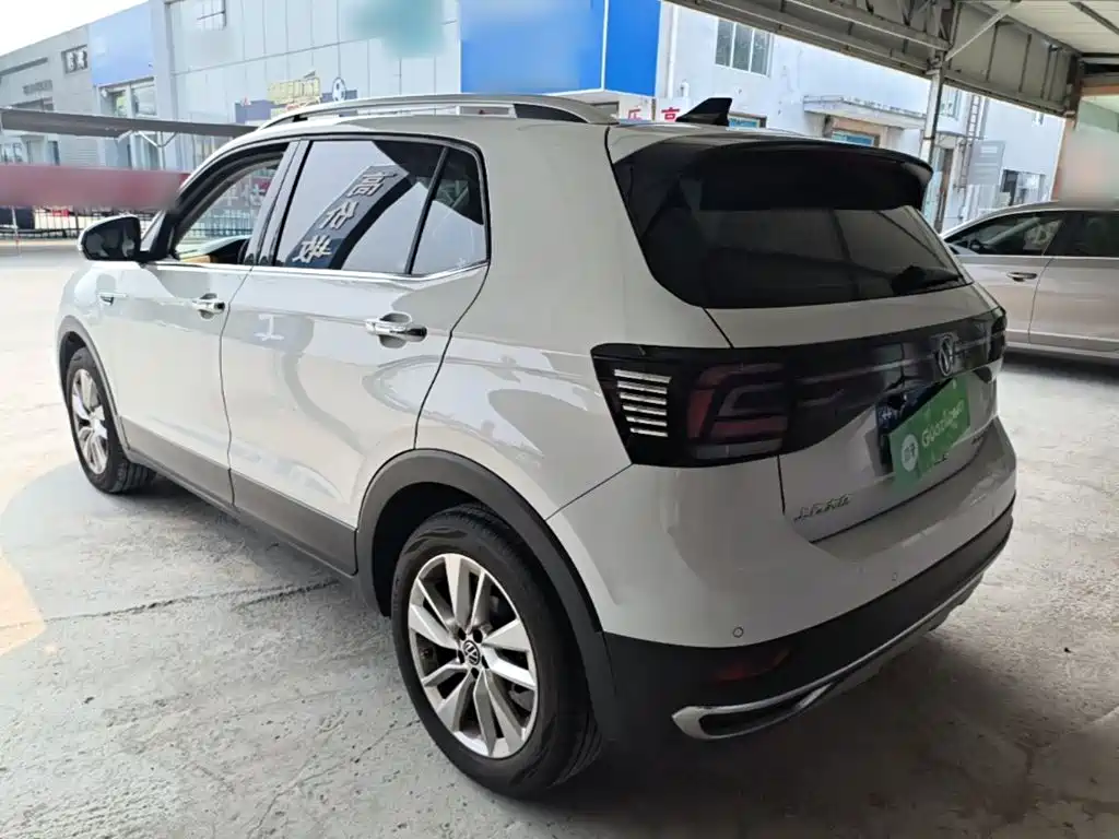 Volkswagen T-Cross 2024