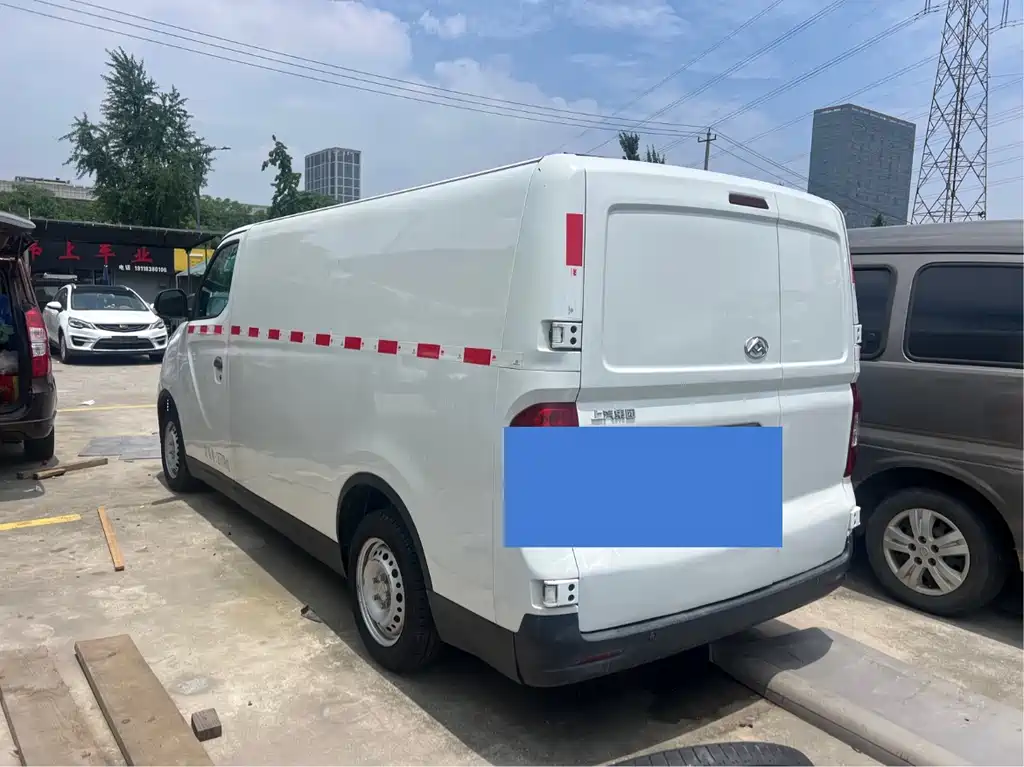 Maxus EV30 2023