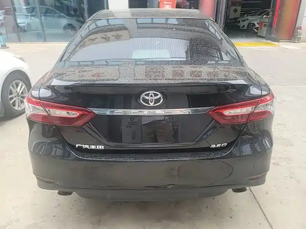 Toyota Camry 2019