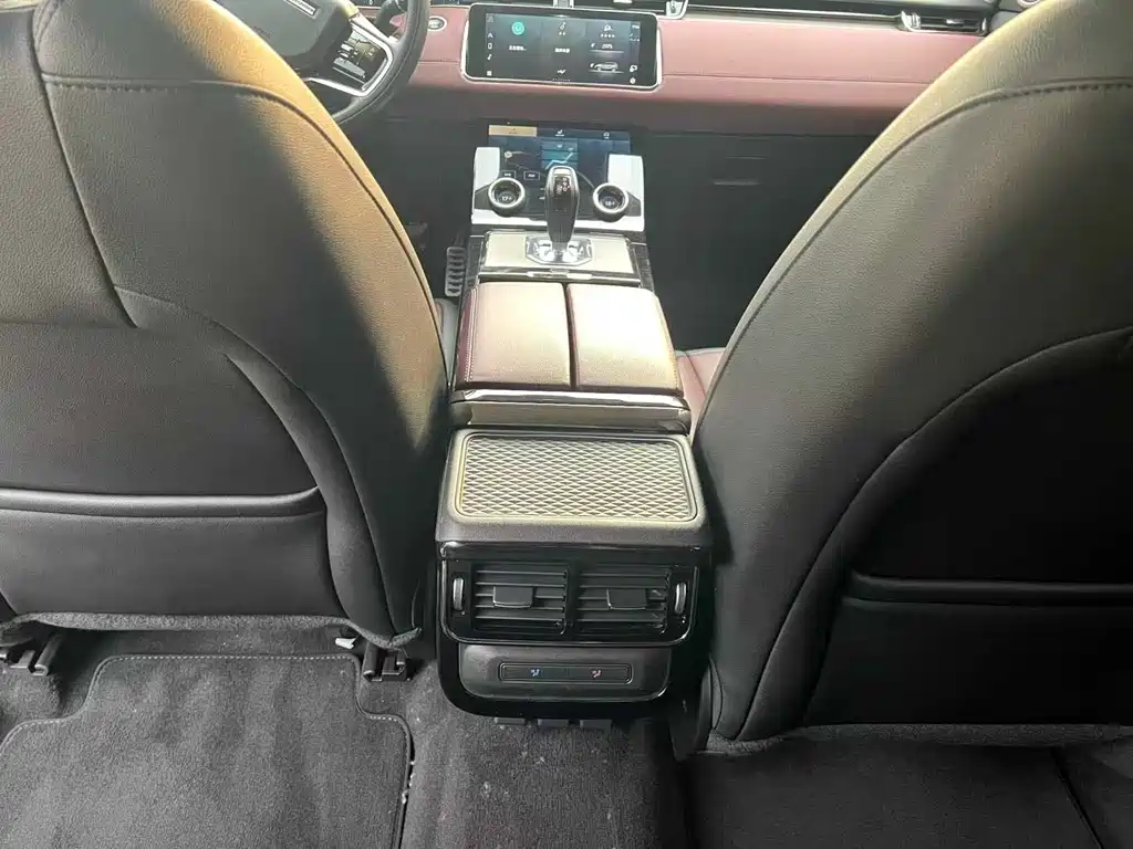 Land Rover Evoque 2022 — фото 10