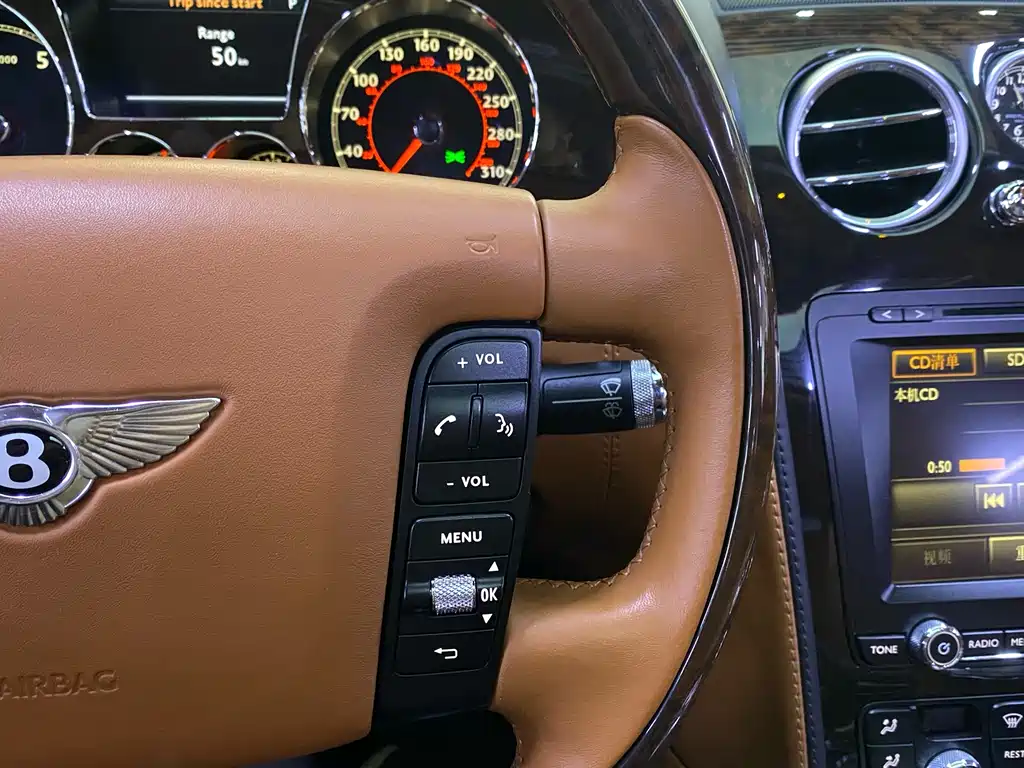 Bentley Flying Spur 2012 — фото 22