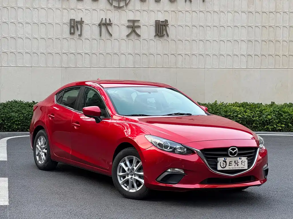 Mazda 3 Axela 2014 — фото 3