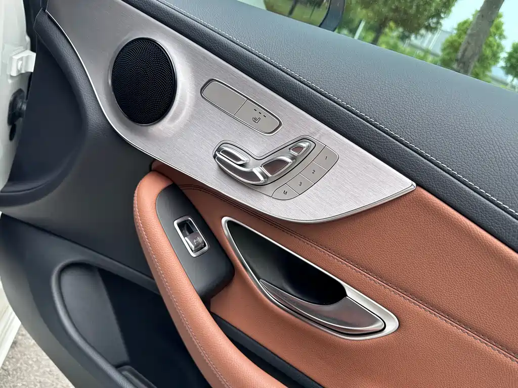 Mercedes-Benz C-Class 2021 — фото 13