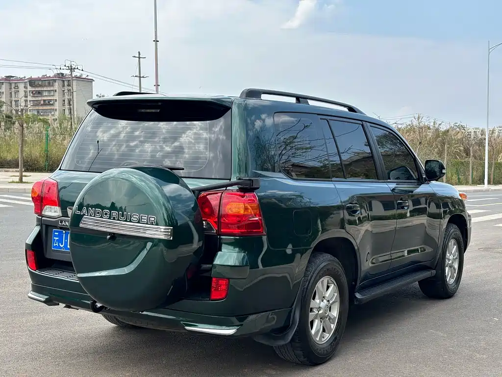 Toyota Land Cruiser 2015 — фото 13